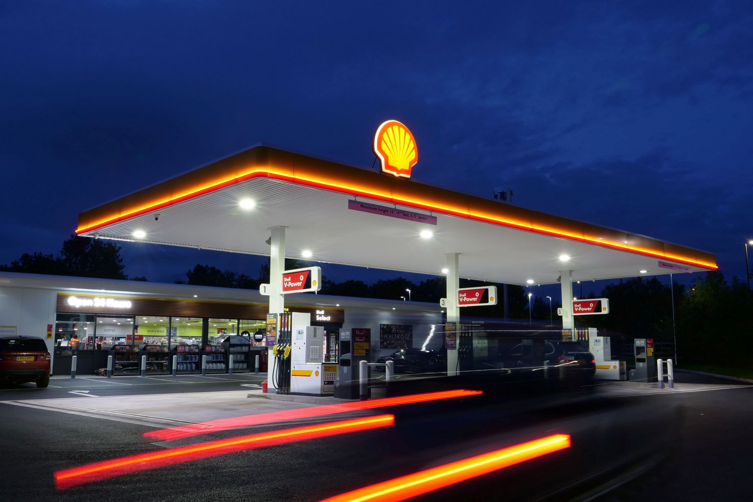 LED lighting solutions for Service Stations - Visive